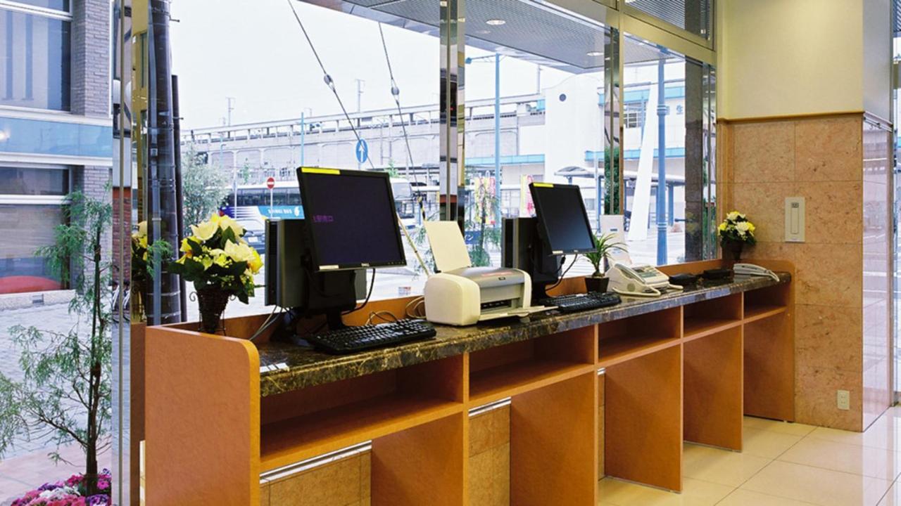 Toyoko Inn Aioi Eki Shinkansen Guchi Exterior photo
