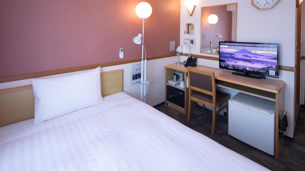 Toyoko Inn Aioi Eki Shinkansen Guchi Exterior photo